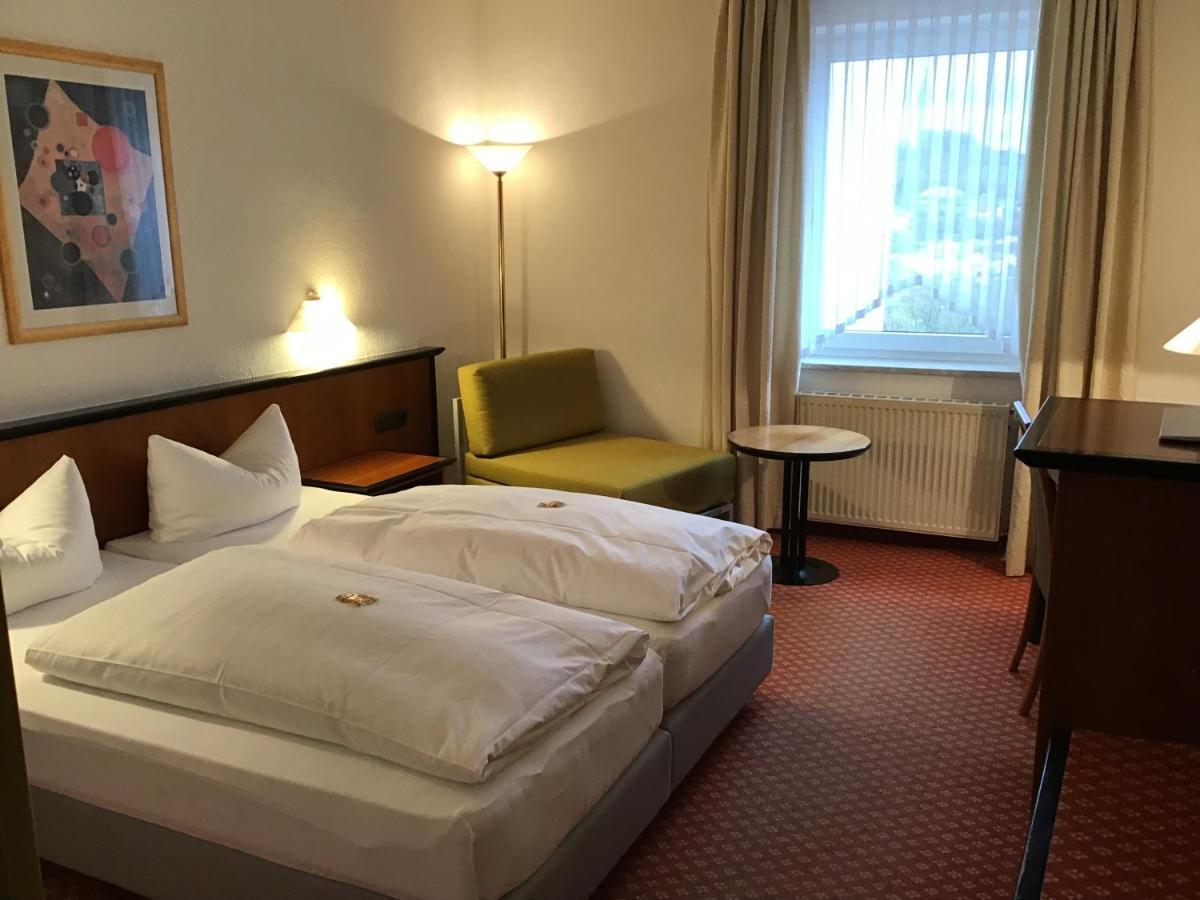 Garni Hotel Schmaus Viechtach Buitenkant foto