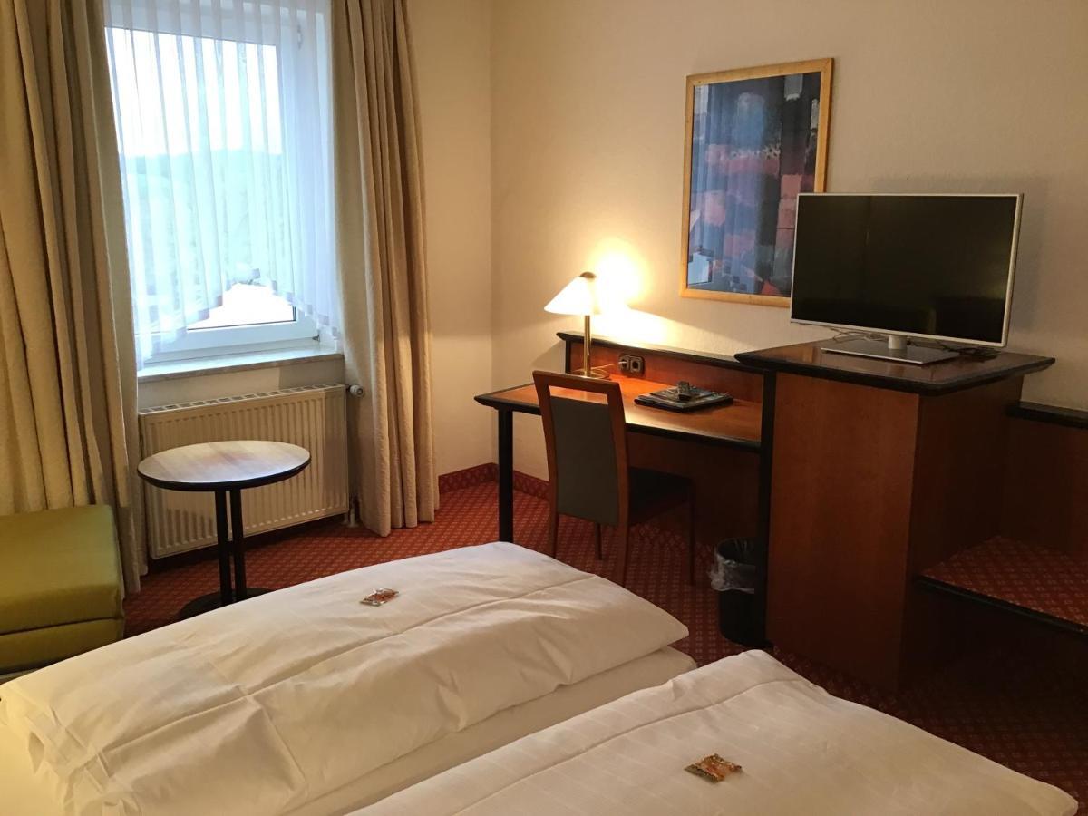 Garni Hotel Schmaus Viechtach Buitenkant foto